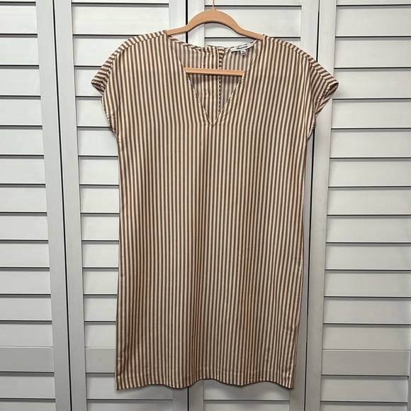 Madewell Striped Button Back Easy V-Neck Dress Size XXS Stripe Earthen Clay - Picture 4 of 11